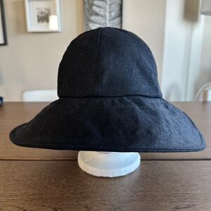 Kyi Kyi Women';s Bucket Hat Black